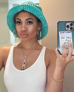 Paige Hurd Instagram - brunch me baby 🥂✨