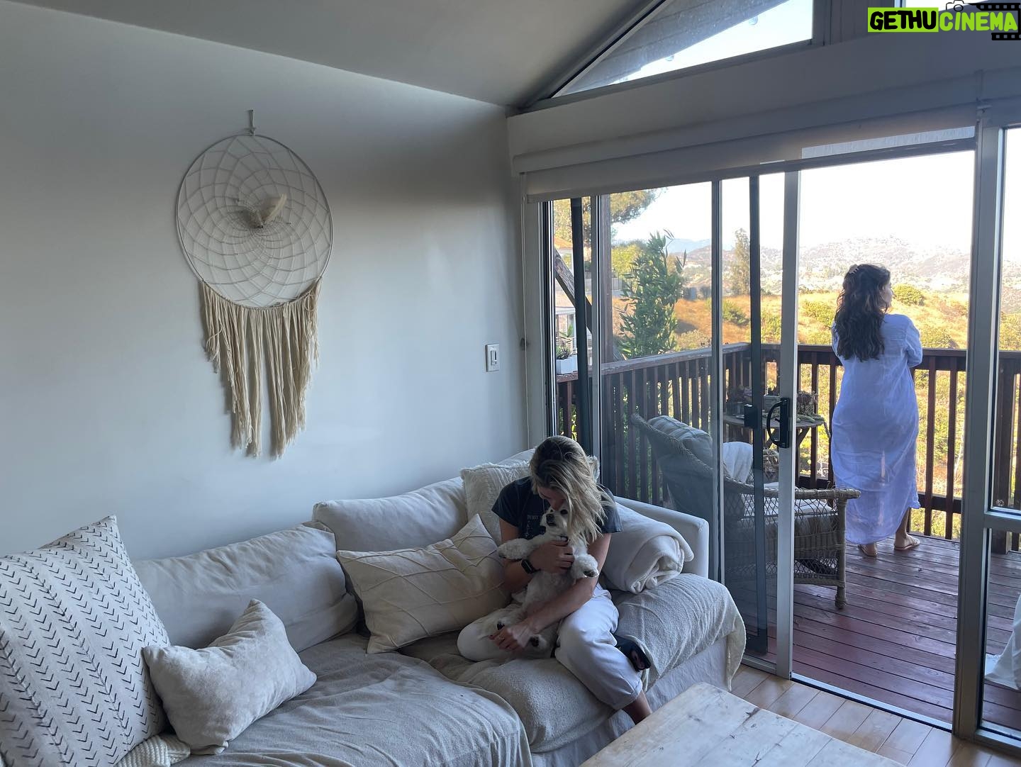 Paige Spara Instagram - My happy places 🕊🥺