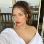 Paige Spara Instagram - @sonia._detrez @lucaasdente ❤️