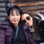Pakkaramai Potranan Instagram - ❤️ นานมากที่ไม่ได้พาแม่ไปเที่ยวแบบนี้ เมื่อได้ฤกษ์ ก็ไปด้วยกันสักโหน่ยยย แม่เดินเยอะ บ่นตลอดทริป 😅😅🤣🤣😂😂 ไปอีกเนอะ แม่!!