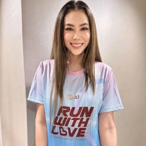 Pakkaramai Potranan Instagram - มาชวนทำบุญกันค่ะ🤍 ได้ทั้งบุญ และได้ออกกำลังกายด้วยค่ะ 🏃🏃🏃

A5 ชวนออกมาวิ่งให้ใจฟูกับกิจกรรม A5 RUN With love
❤️ รายได้ทั้งหมดจากค่าสมัครโดยไม่หักค่าใช้จ่าย 100% มอบให้กับมูลนิธิโรงพยาบาลเด็ก เพื่อช่วยเด็กทารกจากโรคหัวใจพิการ 

⭐ ไฮไลท์ภายในงาน
🏃‍♀️ วิ่งในบรรยากาศยามเย็นให้หัวใจได้สูบฉีดช่วงเวลา 16:30 น.
📍  ประกวดชุดแฟนซี สุดสร้างสรรค์
📍  จัดเต็มกับกิจกรรม Workshop อาหารและเครื่องดื่มอีกมากมาย
📍  ชม Music in the garden จากคุณบี พีระพัฒน์ 19.00-20.00

ซื้อบัตรได้ตั้งแต่วันนี้ - 15 พ.ค.67
สมัครเลย!! : https://race.thai.run/a5runwithlove
สถานที่จัดงาน : สวยวชิรเบญจทัศ
#A5
#A5RunwithLove
#วิ่งด้วยหัวใจ
#วิ่งการกุศล