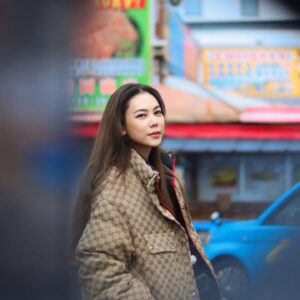 Pakkaramai Potranan Instagram - มาแล้ว พักฟื้นวันแรก หายเจ็บหายมึน (ยังมึนยานิดๆ)  มีแรงลงรูปแระค่ะ ป.ล. นางเล็กๆไม่ต้องห่วงนะป๊ะป๋า ปลอดภัยดี 🤍🤍 ขอบคุณชุดสวยจาก @brandnameforrent.official2 ค่ะ สวยทุกทีที่ต้องการสวย 😛😛 @jaae_love_u ขอบคุณนะคะ