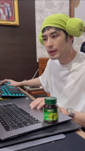 Pakorn Chatborirak Instagram - ขออนุญาตพูดในฐานะคนที่ดื่มมาเกิน 30 ปี

===> แบรนด์ซุปไก่สกัด ดี!!!! มีคาร์โนซีน ดื่มทุกวัน เพิ่มสมาธิพร้อมทำงานอย่างมีประสิทธิภาพ

เชื่อสิ ฉันจัดทุกเช้า

#แบรนด์ซุปไก่สกัด #แบรนด์มีคาร์โนซีน #ขวดนี้ดีมีคาร์โนซีน
@brandsworld_th