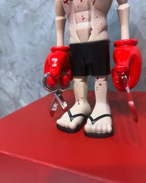 Pakorn Chatborirak Instagram - ช่วงนี้ Art toy ฮอตฮิตติดลมบนมั่กๆ 

ฉันก็เคยทำอาร์ตทอยนะ อิอิ ใครจำได้มั่ง

“BENJI” the crazy barber ✂️🪒🔪

@foolsparadisetoys @jptoysgallery @jeep_tumwattana 
#foolsparadiseXboypakorn
