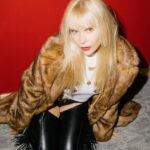 Paloma Faith Instagram – What’s in my bag the MILF edition 💄

While filming this I was thinking about – buying the kids new shoes the right size, what was I going to give them for dinner , did I remember to get the gifts for a kids birthday party, have they watched too much peppa pig and why they stopped saying please and thank you. 

Make sure to pre-order your copy of MILF, link in bio !

Cover pic by @elljmorgan