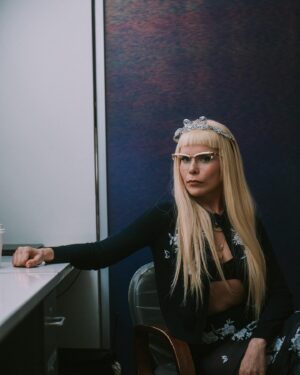 Paloma Faith Instagram - Turning looks, stunting pretty, I’m the milf in New York City

Pics by @ryanmuir
Hair by @bradleyirion
Makeup by @lanslondon
Styling by @rachelbakewell
Styling assistant @tashia.suleyman
Wearing @shushu__tong