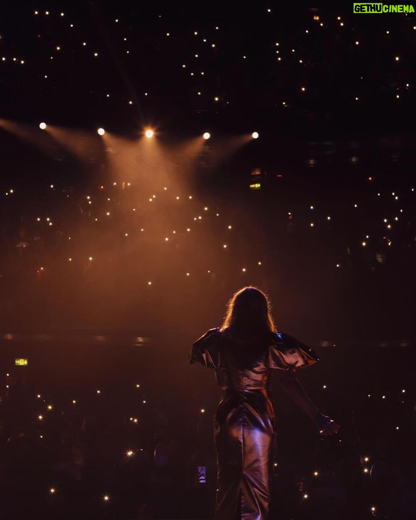 Paloma Faith Instagram - See you on the pyramid stage @glastofest xxx