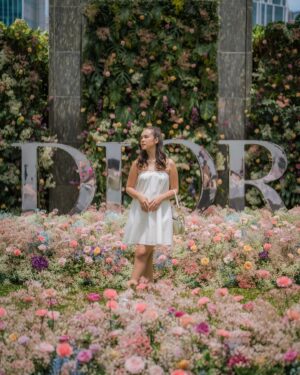 Pamela Bowie Instagram - Last week lunch with @diorbeauty celebrating the new #MiniMissDior Solid Perfume 🤍✨ #MissDior #diorbeautylovers