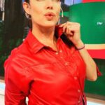 Pamela David Instagram – Acá un mono símil cuero de @melocotonstyle para @desayunook ameeeeee el color 
 Make up @sabryfossatty 
Pelo #sinflequillo @chinalunaok 
 #Estilista @maiteirazu 

A mi me encanta el flequillo… está un poco largo y primera vez no se que hacer… 
A) Volver a cortar.  B) dejarlo crecer… 😱😱aaahhhhhajajjajajajjaja  recién escucho el audio 😂🤣🤣🤣🤣🤣🤣🤣🤣 @nannitaweber