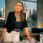 Pamela David Instagram - Cada desayuno ☕️ es especial! Mis looks de cada día también. 🫶🏻 Gracias! @oyemajoma por la ropa @saveriodiricci por los zapatos de siempre Y @almacendeparis x cada detalle 🙌🏼 Gracias @nacha_gama peinado, make up y estilismo ❤️