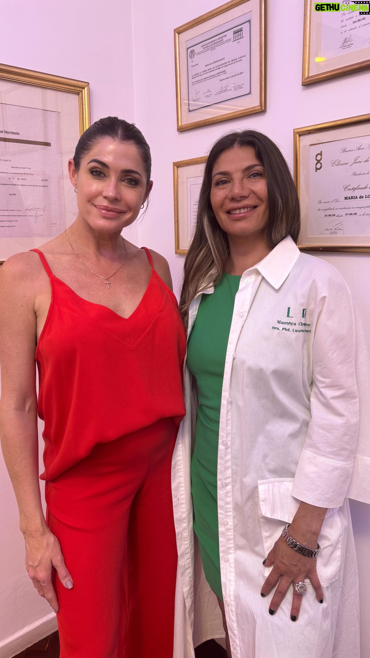 Pamela David Instagram - Pasรฉ a saludar y conocer el centro de estรฉtica de @dra.lourdesduarte ๐๐ผ๐๐ผ๐๐ผ๐๐ผ๐๐ผ๐๐ผ FELICITACIONES !