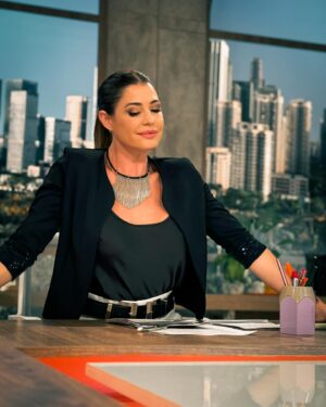 Pamela David Instagram - Cada desayuno ☕️ es especial!
Mis looks de cada día también. 🫶🏻

Gracias! @oyemajoma por la ropa
@saveriodiricci por los zapatos de siempre 
Y @almacendeparis x cada detalle 🙌🏼

Gracias @nacha_gama peinado, make up y estilismo ❤️