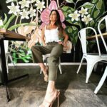 Pamela David Instagram – Ameeeee #milookhoy. @heidi.clair 😍😍😍😍😍 la locación soñada es el bar de delicias naturales que está al lado 🥹🙄🙄🙄 Gorriti …. Gracias @nacha_gama x todooooo #makeup #pelo #stylist #foto #vieeo 🥵🥵🥵 @basilia_accesorios  Listo! Agregamos locación … gracias @bloommarket.ok 🫶🏼