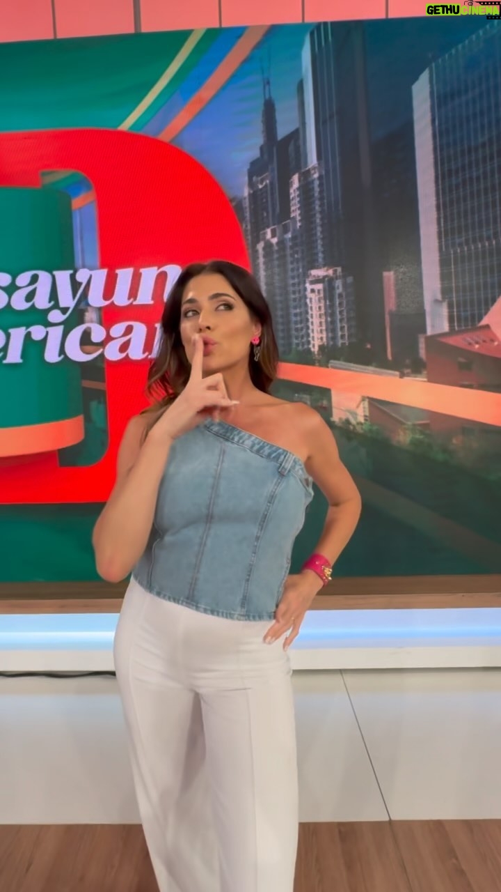 Pamela David Instagram - #gracias #milook #topdejean #top @deniim_west π£π£π£π£π£ #makeup π #peinado ππ»ββοΈ #vestuario π@nacha_gama π₯° #accessories @basilia_accesorios π«π« #moda #lookdeviernes #tendencia Vieron un top mΓ‘s canchero?