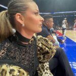Pamela El Kik Instagram - An NBA to remember 🏀 #etihadarena #nbaabudhabi #dallasmavericks #minesottatimberwolves