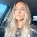 Pamela El Kik Instagram - أنا بكبر … بس ما بنسى إنّي كنت صغيرة ! بتذكّر السّواد؛ بس ما بنسى عيش اللحظات الصّادقة البيضا 💘 #غيث_صباح #شوارع_فارغة ✨