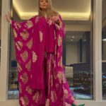 Pamela El Kik Instagram – ..My authentıc Saudı look 🩷
@tigre.milano 🐅
