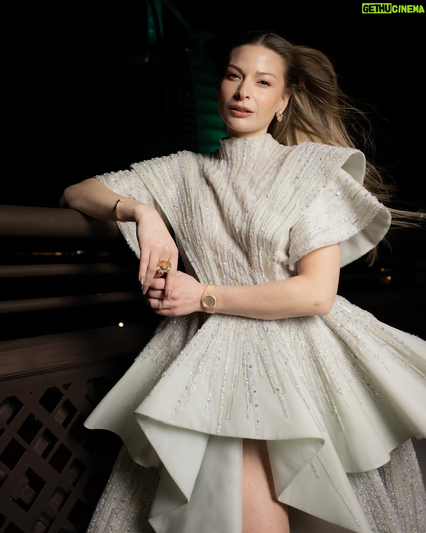 Pamela El Kik Instagram - Feelıng Classy, Glamorous nd Elegant wearıng @piaget jewelry ✨ ••• @sarah.keyrouz @kiwarkis @saiidkobeisy @machandmach @andrewrizkphoto 👑👑👑👑👑