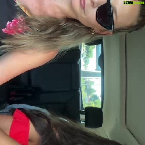 Pamela El Kik Instagram - Random live with WARD AND VLIV ❤️🔥❤️🔥❤️🔥👑 #crystal #Alia #Ward