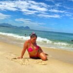 Pamela Leiva Instagram - Pamela por que te gusta tanto Brasil 🇧🇷?. Saben por qué… por qué allá me siento libre🔥♥️🇧🇷.