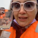 Pamela Leiva Instagram - Hoy en el #TBT cuando fui a la patagonia animar una maratón a finales del 2021 y me regale un paseo al Glaciar Grey y en esa época se usaban full mascarilllas, Pero yo en aquella época encontré la forma de evadirla en la cubierta del Barco🤣🤣🤣🤣🤣🤣🤣. Volveré… ♥️. . Si quieren saber cuál maratón anime yo por si no me creen fue la @patagoniarunfest