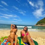 Pamela Leiva Instagram - Pamela por que te gusta tanto Brasil 🇧🇷?. Saben por qué… por qué allá me siento libre🔥♥️🇧🇷.
