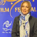 Pantea Bahram Instagram – آنچه از اين هياهو برايم ماند و مي ماند، دست خط و مهرِ استاد است. و آن حرفِ  پُررنگ در انتهاي پيام كه نوشتند : “تنهاييِ شما را ستايش مي كنم ”

خوشا 🔆

#مسعود_كيميايي
@masoud_kimiai_