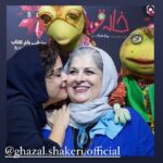 Pantea Bahram Instagram – شما را با آن چشمانِ نافذِ روشن در یاد دارم
شما را با آن قدرت و صلابت در یاد می سپارم

🔆🤍
ویروس رحم و مُروّت ندارد. قلب و عاطفه ندارد
نگرانی و اضطراب و احساسِ وظیفه ندارد…
چقدر «ویروسند» حاکمانِ سرزمینِ من
#کرونا #مسئولین_فاسد