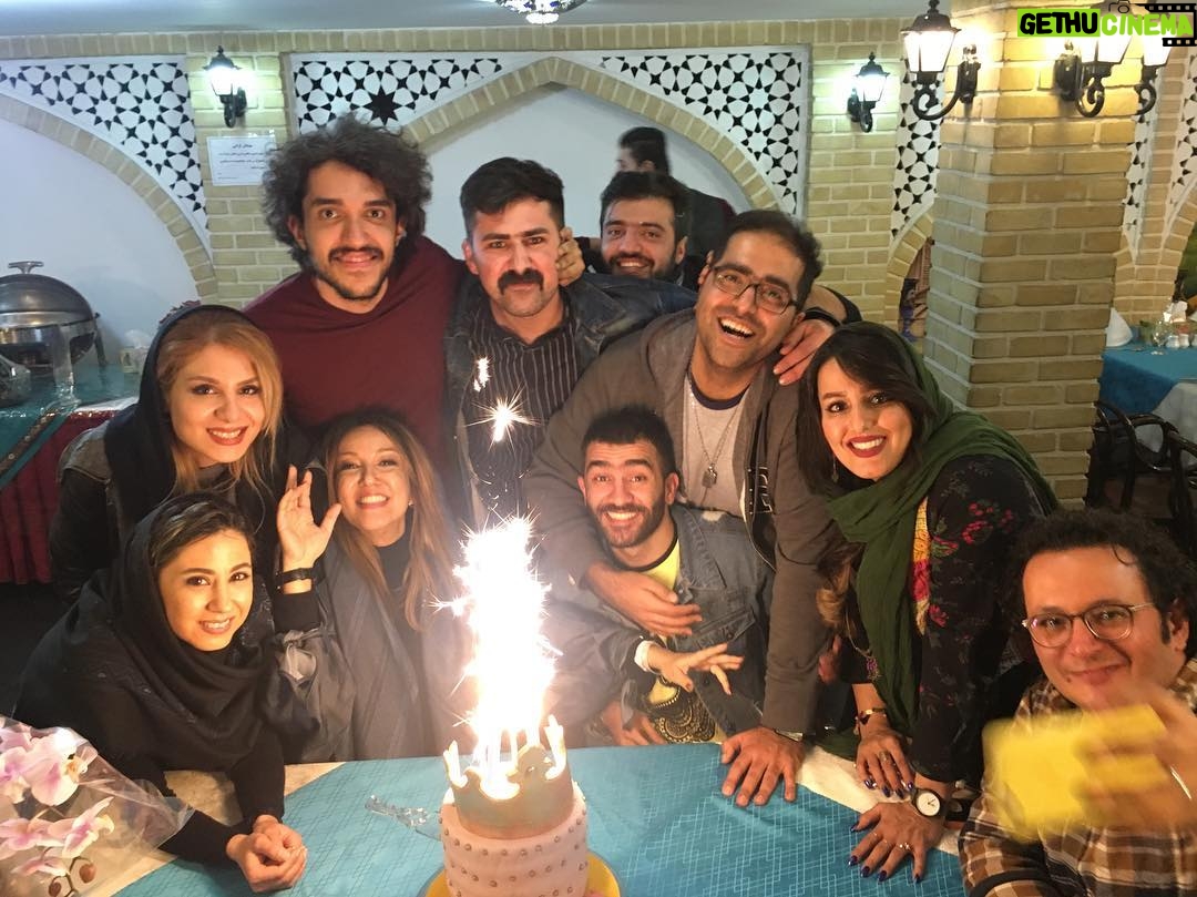 Pantea Bahram - 34.3K Likes - سورپرایز زود هنگام تولدم با قشنگترین خنداننده ها. !!😁با شما یادم میافته که میشه هنوزم از ته دل خندید عشقای منین!❤️✅😘