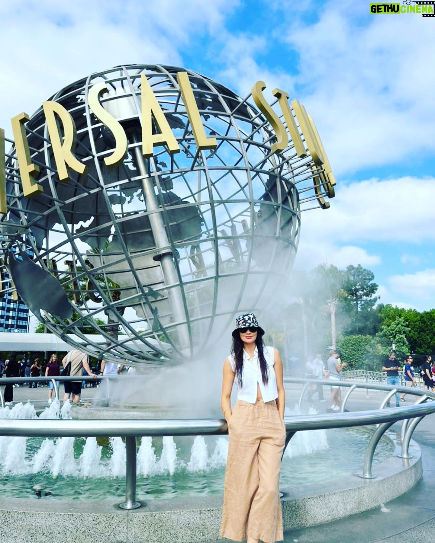 Paola Nuñez - 16K Likes - Siempre que vengo me la paso increíble. Gracias @unistudios /// Every time I come I have an amazing time, thanks @unistudios