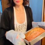 Paola Nuñez Instagram – My first banana bread 🍌🫶🏽!!

#cookingathome#baking#cooking#bananabread#weekend