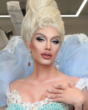 Paolo Ballesteros Instagram - 𝙏𝙝𝙚 𝙌𝙪𝙚𝙚𝙣 𝙃𝙖𝙨 𝘼𝙧𝙧𝙞𝙫𝙚𝙙..👑👑👑

A closer look of my makeup for the one and only @pochoy_29 for the first @megadragph
cover...

It's always my pleasure to be trusted by the King of Transformation.. 

Creative Direction: @brien.ventura and @jannpascua
Fashion Direction: @ryujishiomitsu
Beauty Direction: @notmikareyes
Styling: @paulxsese assisted by @daquilangmiguel
Gown: @jangarciadesigns
Hair: @iam_iangarcia assisted by Aldrin Vivo
Makeup: yours truly @guillyvalenzuela

#PaoloBallesteros #DragQueen #DragMakeup#dragsuperstar #Celebritymakeupartist #celebritymakeup  #makeup #makeupartist #makeupartistphilippines #makeupartistmanila #makeupartistmnl #makeupartistph #muaphilippines #hmua #hmuamanila #hmuaphilippines #hmuaph #beauty #beautymakeup #asianmakeupartist #SignaturebyGuillano