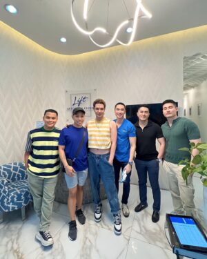 Paolo Ballesteros Instagram - Many thanks to @liftclinicph @dr_cyril_mitchel @jantancon @baby🤭 for today! Nice seeing you queens @princemarell @eva_lequeen all the best sa dragcon! labyu🫶🏻❤️