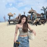Parada Thitawachira Instagram – พยายามจะลืมตาสู้แดด แต่ไม่ไหววว 😅