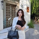 Parada Thitawachira Instagram – Playing dress up 🖤🦢