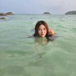Parada Thitawachira Instagram – น้ำใสมากกกก 🤍🏝️😊