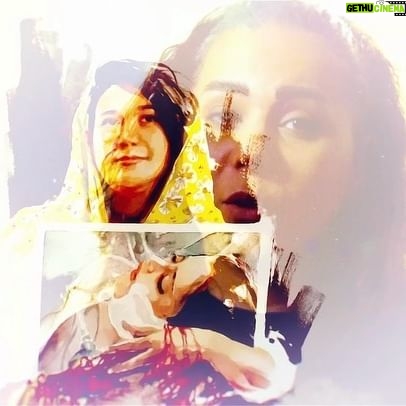 Parastoo Salehi Instagram - مرگز پیش دانشگاهی نرجس سال ۱۳۷۶خیابون طالقانی کلاسمون با هم یکی نبود یک روز مژگان اومد بهم گفت می دونی تو کلاس ما دختر انوشیروان ارجمند هست خیلی هم صداش قشنگه،منم که عشق سینما بدو بدو اومدم ببینمت و این شد سرآغاز رفاقت ما، خواهرانگی ما زنگ تفریح ها می اومدم تو کلاستون که برامون بخونی ... امروز به جبر زمانه من اینجام تو آنجا و ایرانمان پا برجا اما لبریز از خشم و شور، تشنه ی آزادی ... پیروزی نزدیک است بهار خانوم، عجیب نیست که نام پرستو و بهار همیشه گره خورده ست بهم !؟ بازم بخون برام بهار خانوم دفعه بعد باید سر اومد زمستونو بخونی برامون اینبار واقعا داره زمستون سر میاد و بهار میشه 🙏🏻🕊🤍🤲🏻❤️🌱 @bahar_arjmand . #زن_زندگی_آزادی #مهسا_امینی #مرد_میهن_آبادی #ایران #پرستو_صالحی #بهار_ارجمند #parastoo_salehi #freedom #Iran #women_life_freedom #actress