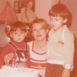 Parastoo Salehi Instagram - روز جهانی مادر مبارک مامان اولی خدا حفظت کنه برام 🙏🏻❤️ مامان دومی فکر نکن نیستی هر لحظه با منی مثل نفس ... ❤️ خدا همه مادرها رو حفظ کنه برای بچه هاشون الهی آمین 🙏🏻🌹❤️ Happy Mothers day Anneler günü kutlu olsun . #پرستو_صالحی #بازیگر #سینما #تئاتر #تلویزیون #مادر #عشق #روز_جهانی_مادر