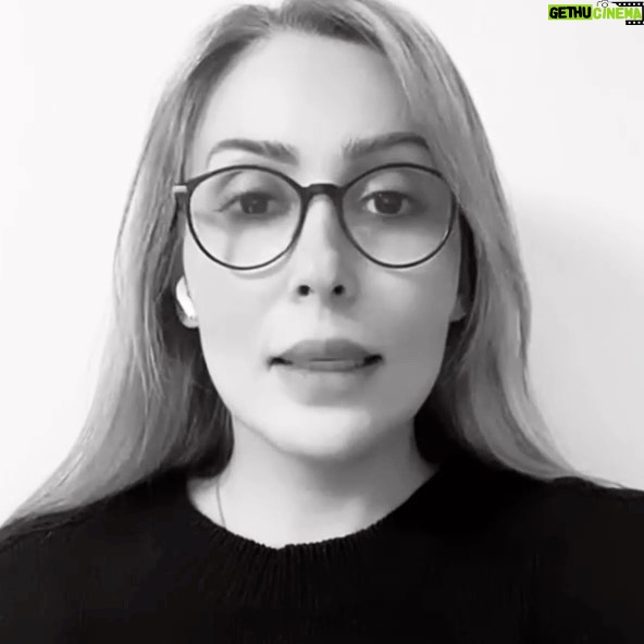 Parastoo Salehi Instagram - «ستاره توی قهرمان تویی ومن هموطنت صدای توام» صدای هم باشیم ، برای ایران، برای تو که قهرمانی، برای ستاره هایی که آسمانی شدند، برای فردا، برای زن زندگی آزادی، برای مرد میهن آبادی 🙏🏻🤍🕊❤️ . @shabnam.tolouei @mahnaz_afshar @arjmandborzou @ehsaankaramy @reyhaneparsaj @shabnamfarshadjoo @ladantabatabaei @ardihatami @aidakeykhaii @omiddjalili @seyed.mehdi.moosavi @fateme.ekhtesari @shadi_asadollahii @mostafaheravi @hamednikpay_official @fatanehsinger @abdolrezakahani @shivaebrahimi @shadiaminimusic @khodadadi.music @arminghpasha @hosseinkouyar @arian.risbaf @arashavin @jazmatab @afshinkatanchi @shayazandi @sam.goharbin @ghorbani.kimia @azizimostafa @didarrazzaghi @maria.music1 @chakameh.chamnmah @sadri.rasool @mehran.aminian @hamidradin_ @vahidzamani666 #نه_به_جمهوری_اسلامی #نه_به_حکومت_دینی # #نه_به_حجاب_اجباری #ایران #همبستگی #زن_زندگی_آزادی #مرد_میهن_آبادی #آزادی#آزادی_بیان #مهسا_امینی #پرواز۷۵۲ #آبان۹۸ #مادران_آبان #۸۸ #زندانی_سیاسی #زینب_موسوی #محمود_شهریاری #توماج_صالحی #مجید_توکلی #حسین_رونقی #جعفر_پناهی #محمد_رسول_اف #فریدون_فرخزاد #بکتاش_آبتین #پرستو_صالحی #parastoo_salehi #actress #Iran #freedom #mahsa_amini