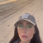 Parastoo Salehi Instagram - ‫کسی آمد که حرف عشقو با ما زد دل ترسوی ما هم دل به دریا زد به یک دریای طوفانی دل ما رفته مهمانی چه دوره ساحلش از دور پیدا نیست یه عمری راهه و در قدرت ما نیست باید پارو نزد وا داد ! باید دل رو به دریا داد خودش می بردت هر جا دلش خواست به هر جا برد بدون ساحل همونجاست ... . (مسعود فردمنش) . #پرستوصالحی #پرستو_صالحی #بازیگر #سینما #تئاتر #تلویزیون #ایران #مسعود_فردمنش #عشق #parastoo_salehi #parastoosalehi #actress #iranian #istanbul #deniz @masoud.fardmanesh