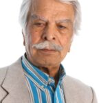 Parastoo Salehi Instagram - من از کودکی شیفته ی صدا و دوبله بودم تاثیر صدا در من به مراتب بیشتر از خود تصویر بود، امروز روز تلخی ست.کاش میشد بعضی ها نمیرن، کاشد میشد بعضی هارو تا ابد زنده نگه داشت، بعضی ها که خیلی به درد این دنیا می خورن، بعضی ها که حضورشون نور و خیر و برکت و عشقه ... روز تلخی ست 😭😭😭🖤 فخر دوبله ایران، صدای ماندگار، عالیجناب منوچهر اسماعیلی درگذشت تسلیت به تمامی هنرمندان، هنردوستان و خانواده ی عزیز اسماعیلی برکت از کومه رفت رستم از شاهنومه رفت !!! 🙏🏻🖤😭 سی و یک مرداد هزار وچهارصدو یک . #منوچهر_اسماعیلی #صدای_ماندگار #دوبله #پرستوصالحی #پرستو_صالحی #ایران
