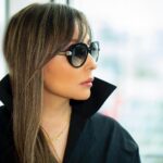 Parastoo Salehi Instagram - وی از کودکی علاقه ی بسیاری به مدل عینک شدن داشت منتها در مملکتش این کار جز مشاغل ممنوعه بود وی بدین صورت حسرت های گذشته را درمان نمود 🙈😂 چیدمان پروفایلش هم منظم شد و خبر بد اینکه بازم از این سری عکس ها هست که بگذارم🙈😂😉 رأی شما کدوم عکس با کدوم عینک هست ؟؟؟؟ .سوال بعد الان باز یک پست دیگه بگذارم پروفایل بهم میریزه ؟؟؟ نگین بله 😩😭 #پرستوصالحی #پرستو_صالحی #بازیگر #سینما #تئاتر #تلویزیون #ایران #تهران #عشق #آزادی #parastoosalehi #parastoo_salehi #actress #Iran #Tehran #freedom photo by @mr.photomoto 📷