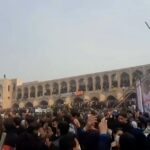 Parastoo Salehi Instagram - مردم اصفهان چهارمحال و بختیاری زاینده رود کشاورزان ایران و زندگی طبیعیی که حق مسلم همه ی مردم ایران است !!! . . #پرستو_صالحی #پرستوصالحی #اصفهان #چهارمحال_بختیاری #کارون #زاینده_رود