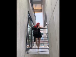 Park Bom Instagram - 안녕 여러부운~⭐️노래가 퀸덤 이라는 프로그램을 통해 나왔는데.. 어제 무대 다들 잘 보셨나욤~?? 어제 저도 “퀸덤” 
마지막무대가 끝난뒤 많은 생각을 하게 되는 밤 이였습니다.. 노래 제목은 “되돌릴수없는 돌아갈수없는 돌아갈곳 없는” 입니당~~😍🎤🍀 잘 들어 주세욤~~🎶🎵 #Queendom #2ne1 #퀸덤 @dnation_official #dnation #디네이션 #박봄 #parkbom #bompark #ぼム #朴春‎#بارك_بوم##blackjack#bomshell