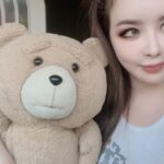 Park Bom Instagram - People are keep erasing my pictures.. and 영상.. 너무 짜증나요. 🥺😭 해킹 하지 맙시다ㅠㅠ#Bompark#2ne1 @dnation_official #dnation #디네이션 #박봄 #parkbom #bompark #ぼム #朴春‎#بارك_بوم##anh yêu em#أحبك