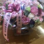 Park Bom Instagram - 울멤바들이 보낸 꽃~~🥰ㅠㅠ고마웜(((o(*ﾟ▽ﾟ*)o)))♡ #2ne1 @dnation_official #dnation #디네이션 #박봄 #parkbom #bompark #ぼム #朴春‎#بارك_بوم##anh yêu em#أحبك