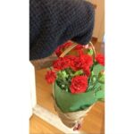 Park Bom Instagram - 여러분 사랑합니다~ (=´∀｀)人(´∀｀=) 어버이날 준비했어요...캇!!!🐘🐻~ #어버이날 #mothersday #여러분을위한선물 #박봄 #朴春 #parkbom #bom