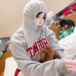 Park Bom Instagram - ㅋㅋㅋㅋ❤️🍀🤣#2ne1 @dnation_official #dnation #디네이션 #박봄 #parkbom #bompark #ぼム #朴春‎#بارك_بوم#