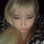 Park Bom Instagram - 메리크리스마수~~🎄💋👑
