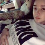 Park Bom Instagram - Good night👑 #롱탐노씨#Bom#자기전바로한컷